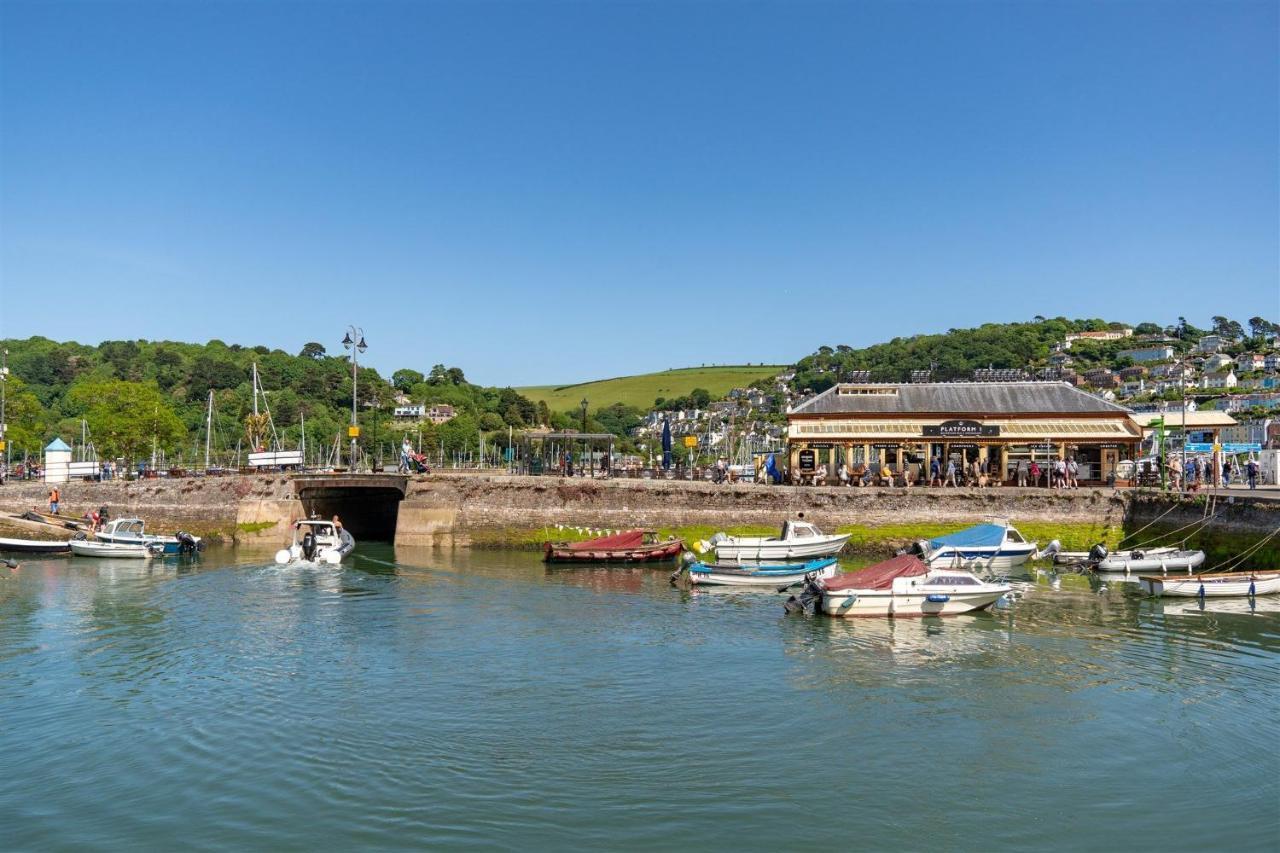 Gulls Rest - Charming Cottage In The Heart Of Historic ダートマス エクステリア 写真